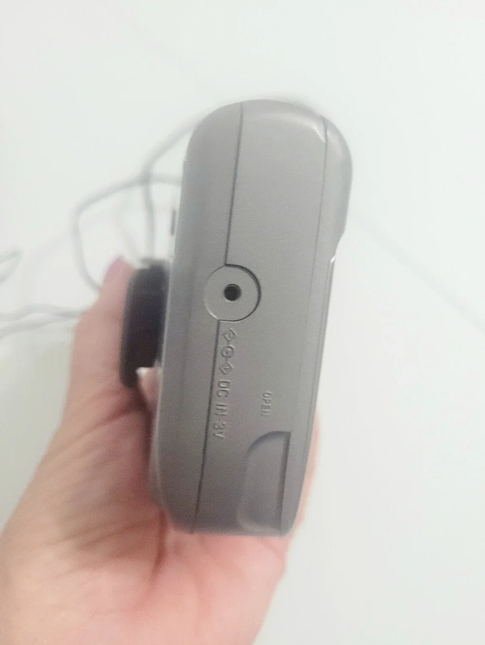 Sony Walkman WM-FX355 Cassette Player AM/FM Mega Bass Dolby TRH-1 Headphones